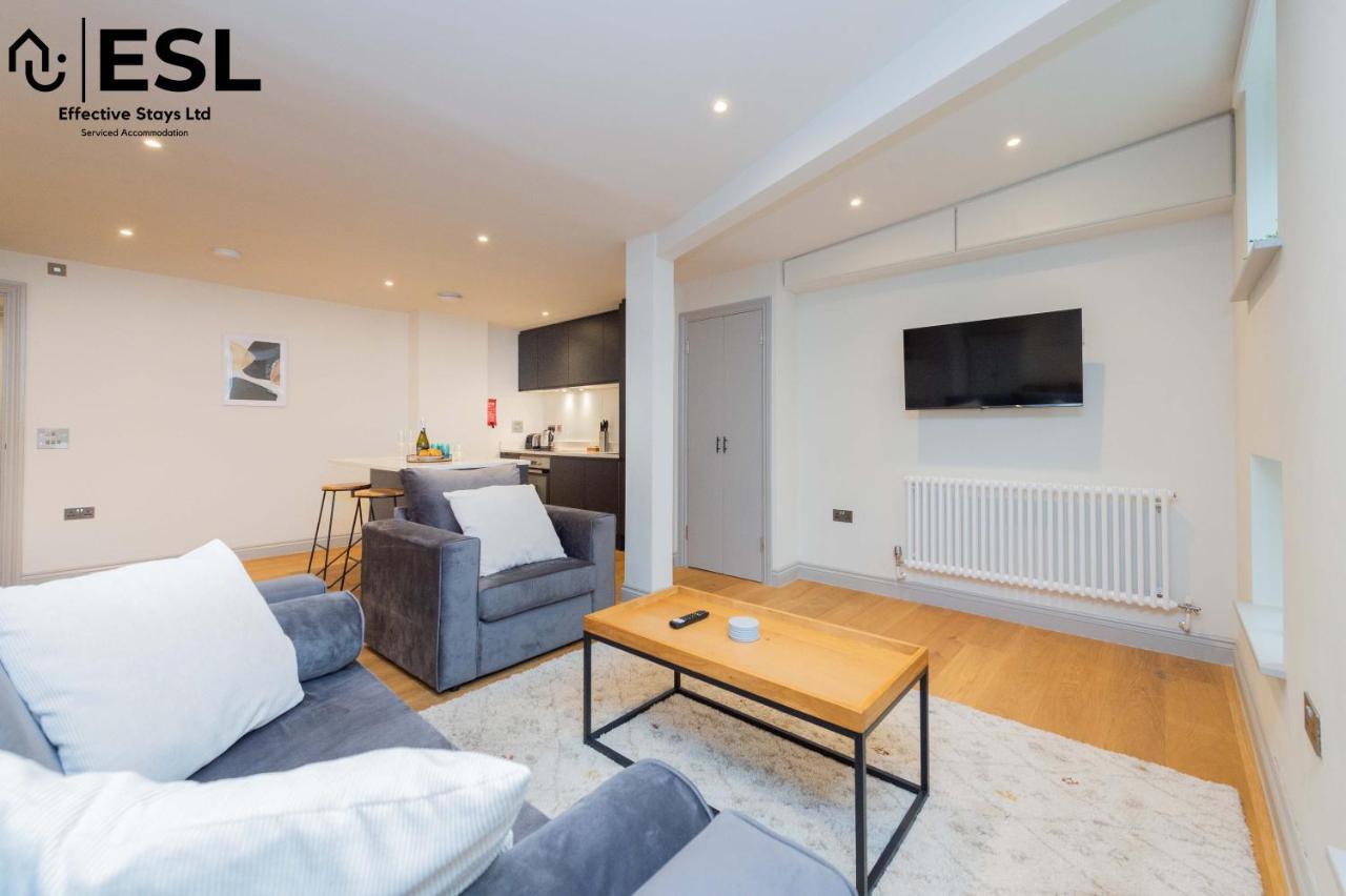 2 Bedroom Church Apartment 5 Mins To Town Centre - Free Parking Shrewsbury Eksteriør billede
