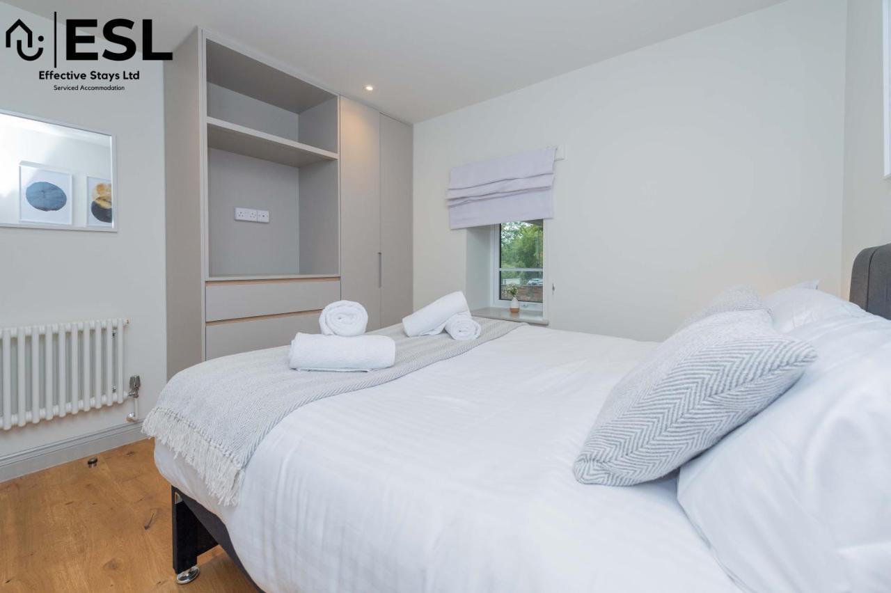2 Bedroom Church Apartment 5 Mins To Town Centre - Free Parking Shrewsbury Eksteriør billede