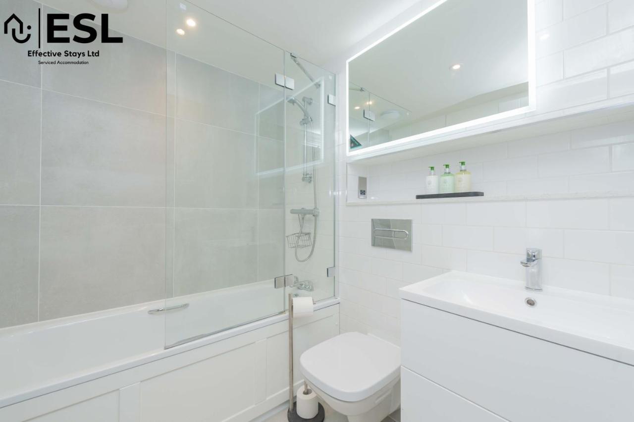 2 Bedroom Church Apartment 5 Mins To Town Centre - Free Parking Shrewsbury Eksteriør billede