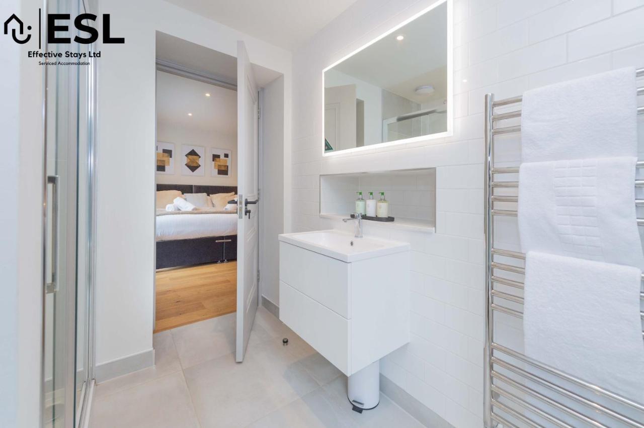 2 Bedroom Church Apartment 5 Mins To Town Centre - Free Parking Shrewsbury Eksteriør billede