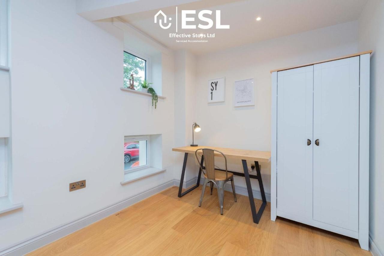 2 Bedroom Church Apartment 5 Mins To Town Centre - Free Parking Shrewsbury Eksteriør billede