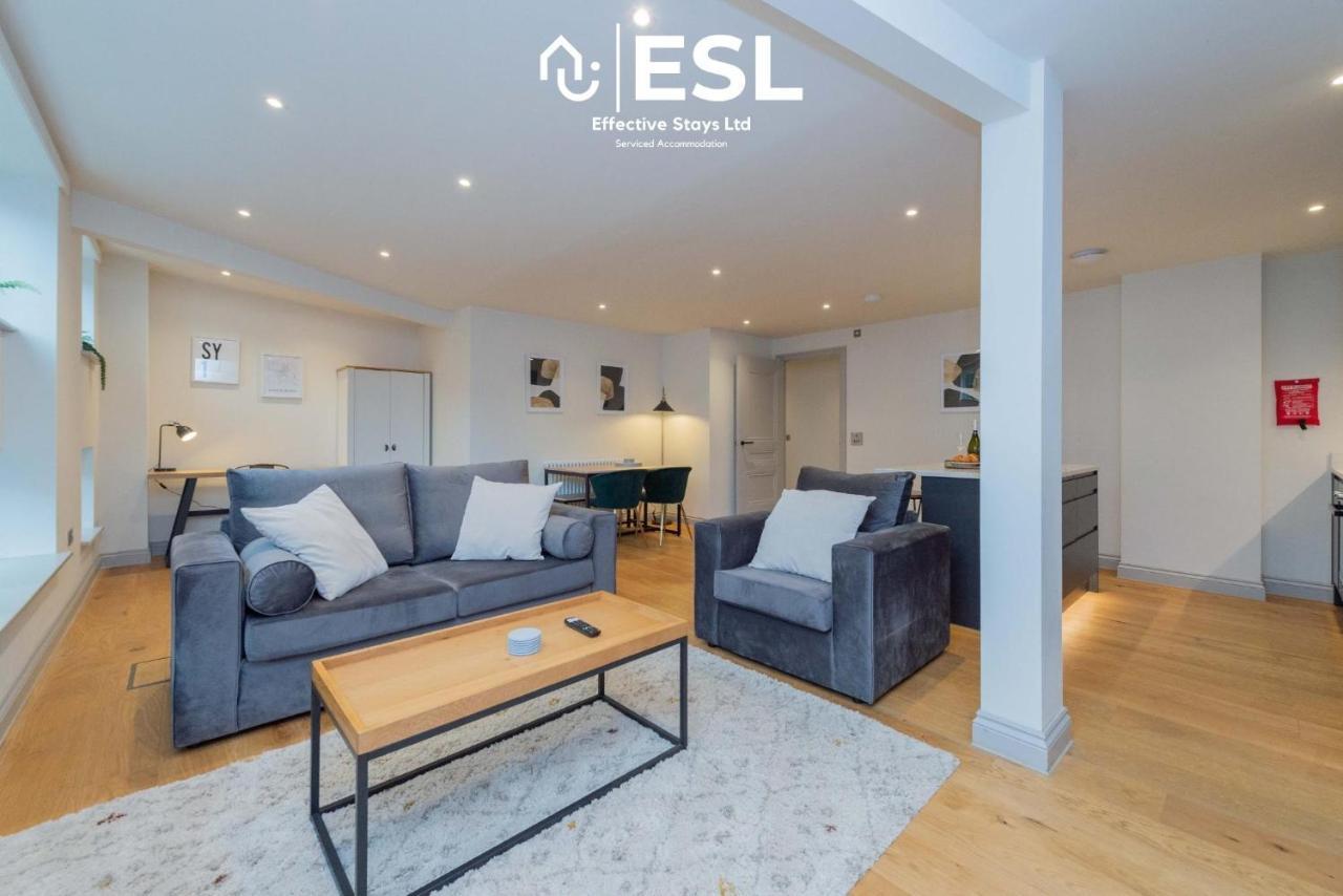 2 Bedroom Church Apartment 5 Mins To Town Centre - Free Parking Shrewsbury Eksteriør billede