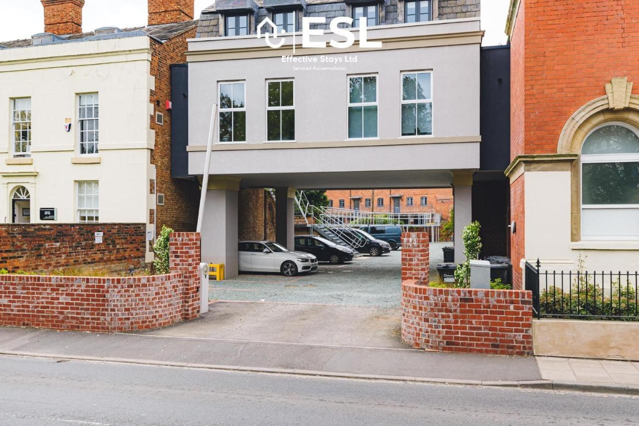 2 Bedroom Church Apartment 5 Mins To Town Centre - Free Parking Shrewsbury Eksteriør billede
